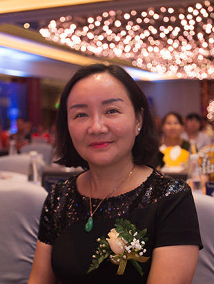 巴迪斯集成吊顶厂家精工人物-谢丽薇女士