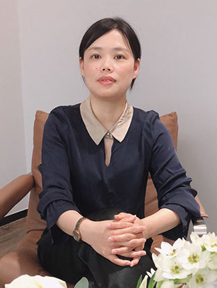 巴迪斯集成吊顶厂家精工人物-楼小婉女士