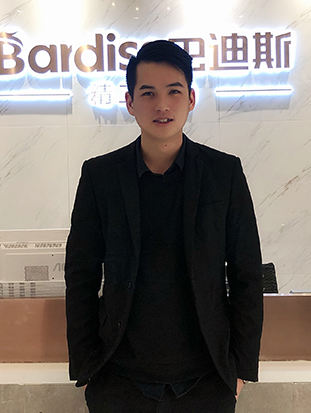 巴迪斯集成吊顶厂家精工人物-罗国亮先生