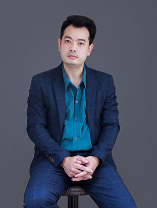 巴迪斯集成吊顶厂家精工人物-刘华先生